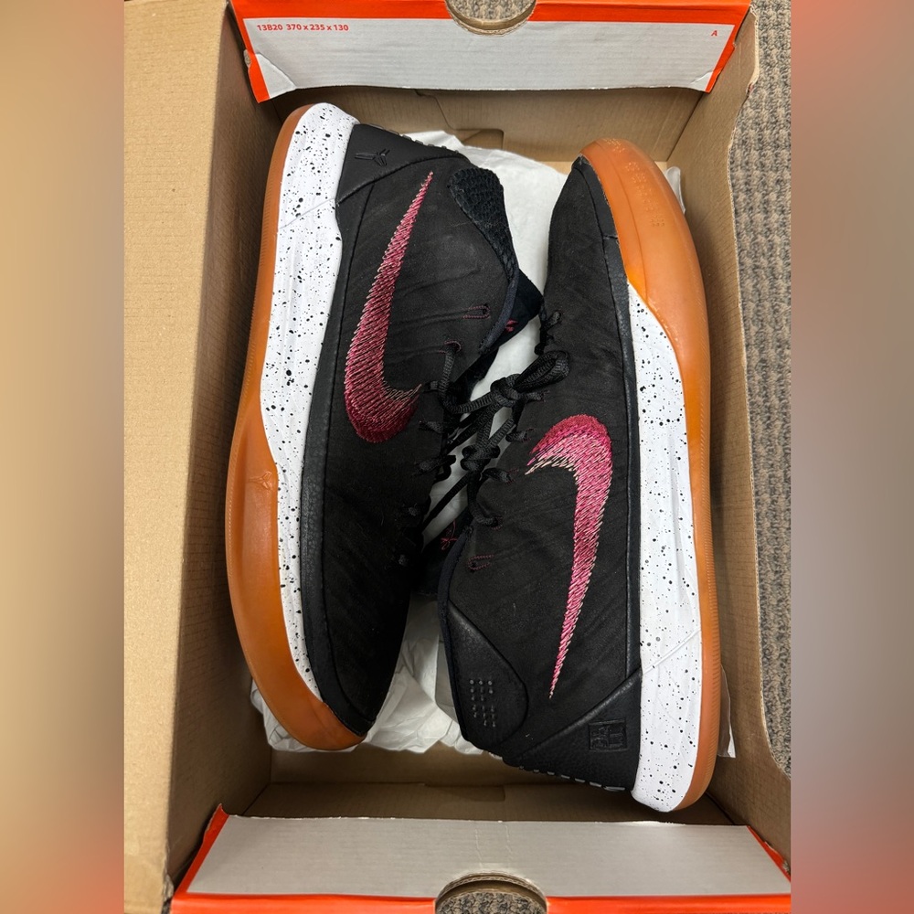 Nike Kobe A.D. Mid “Black Gum” PREOWNED USED Men’s Size 13 922482-006 922484-006